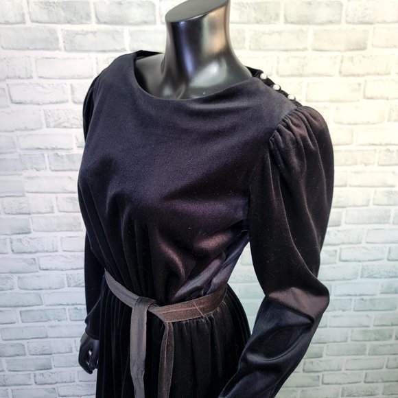 Vintage 70s 80s J.M. II Womens M Black Velour Holiday Long Sleeve Cocktail Goth - Picture 5 of 10